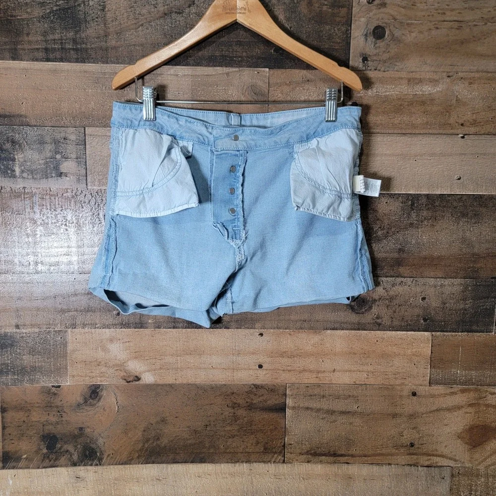 Pacsun Super Stretch Shortie Button Fly Light Wash‎ Denim Shorts Size 29